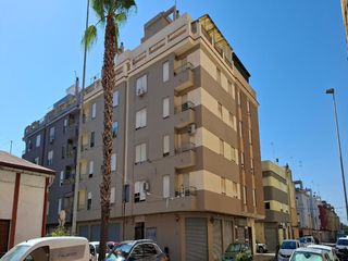 Etagenwohnung in Sants Patrons. Ruglo 2