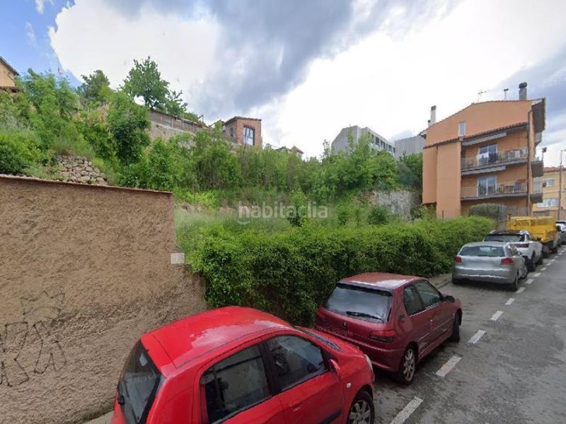 Foto fe5eac1e-5714-4e03-81a3-f6b68f9140ae. Terreny residencial a Berga