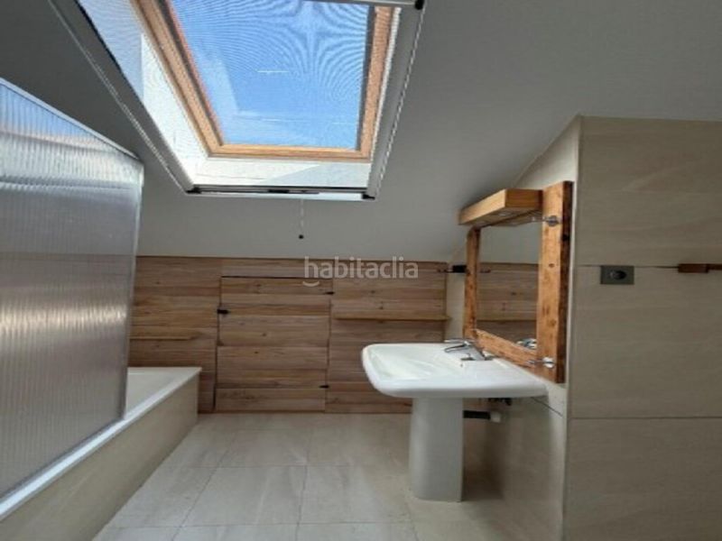 Foto ac1dd765-b753-47f6-98d5-f3b0607931ae. Dúplex a Valleaguado-La Cañada Coslada