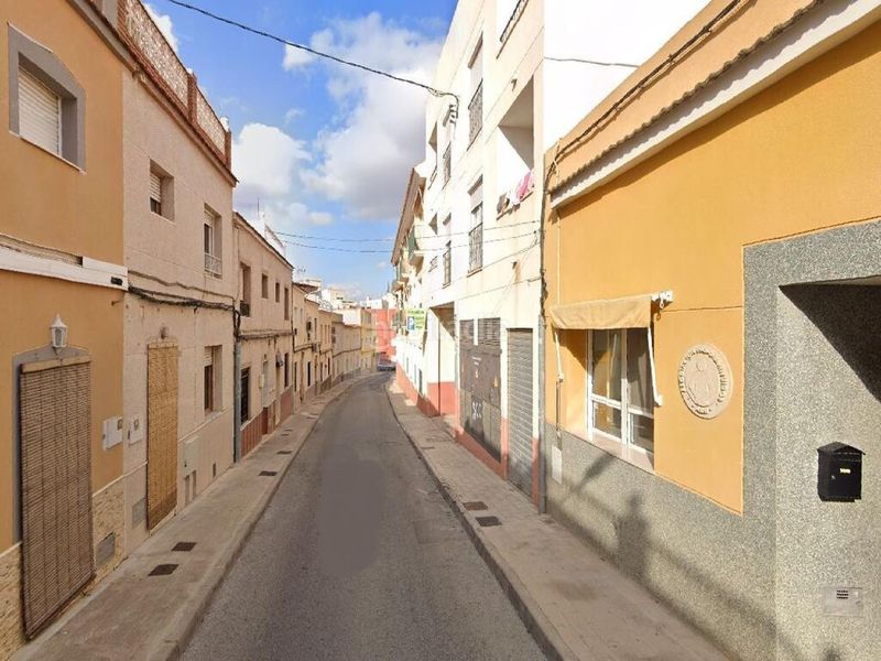 Foto 68da60b2-031b-439f-af37-2b2d346b1abd. Aparcament cotxe a Las Fuentes-Los Cipreses Aspe