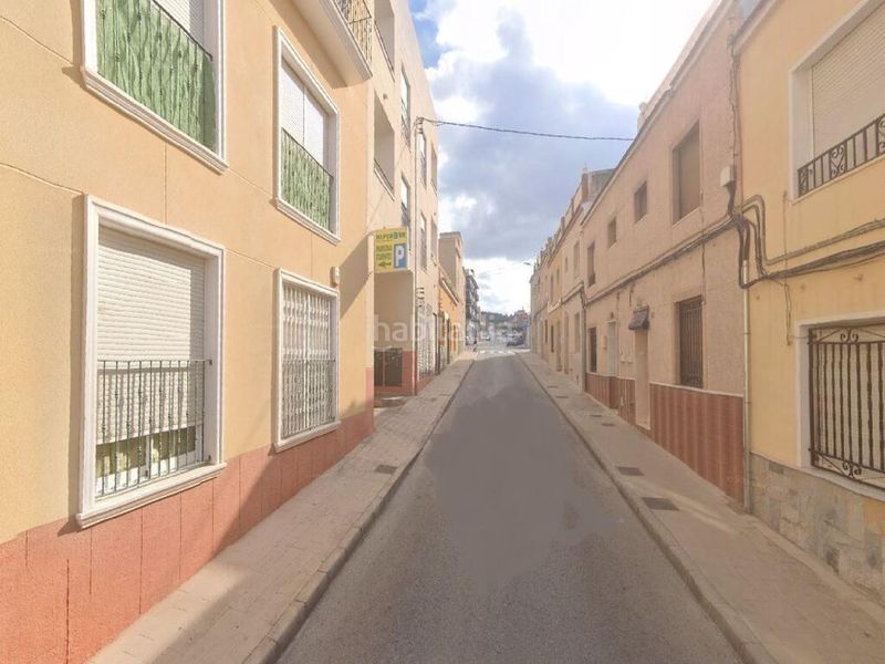 Foto bdba37bc-1eed-487a-a6b8-3c515feccb5c. Aparcament cotxe a Las Fuentes-Los Cipreses Aspe