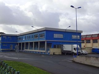 Geschäftsraum in Suevos. Parque empresarial suevos