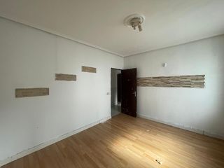 Flat in Corvera de Asturias. Leopoldo alas clarin 4