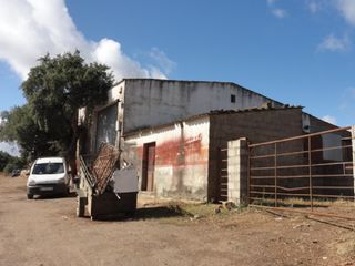Capannone industriale in Puebla de Obando. Hidalgas