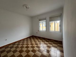 Piso en A Malata - Catabois - Ciudad Jardín