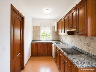Maison à Benamocarra. Campanagil
