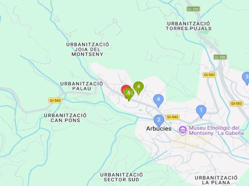 Foto 6a1d74d9-45c0-4bb4-85af-a06fa7101a6d. Edificio mossen anton serres 9 en Arbúcies