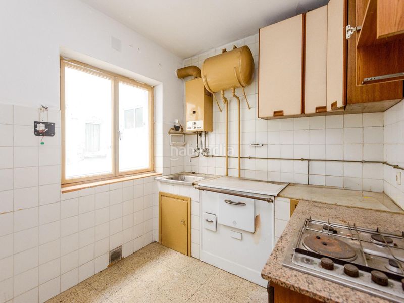 Foto db9453d7-e4cf-4f7a-aea9-13941ee0d4ff. Piso alcalde parrond en la pola Siero Siero