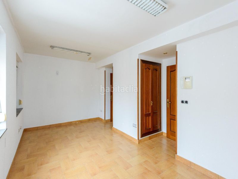 Foto f521303a-0ab1-4da3-97c5-43ed6d13ce56. Piso alcalde parrond en la pola Siero Siero