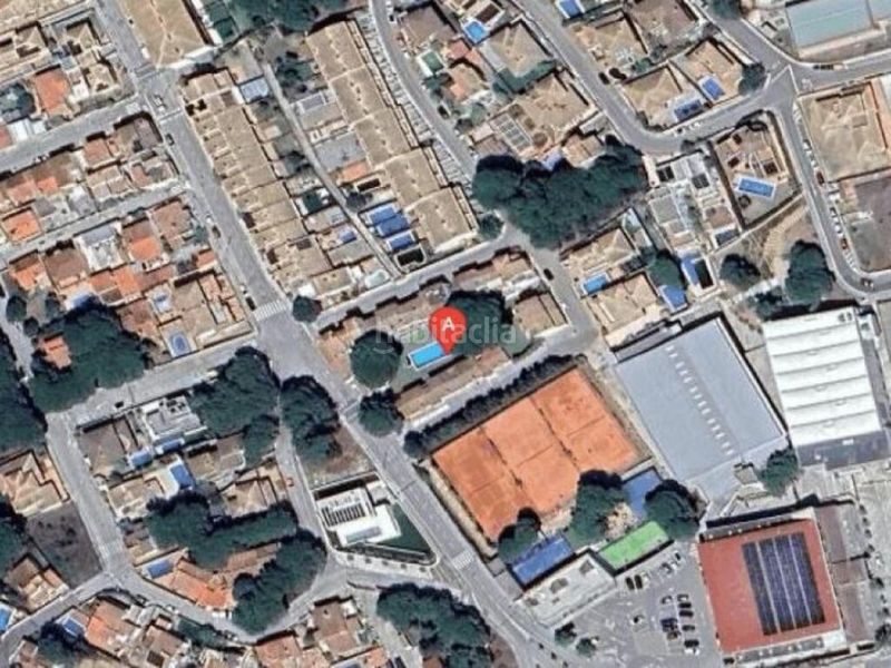 Foto 71dd8aba-7c44-451c-ba69-d970c12a1b1f. Aparcament cotxe a Eixample Residencial Escala (L´)
