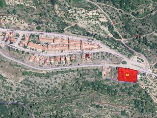Terreny residencial a Costur. Lloma blanca