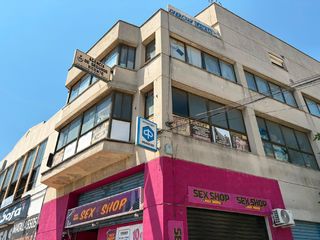 Local Comercial a Josa i Tuixén. Josep irla bosch 50