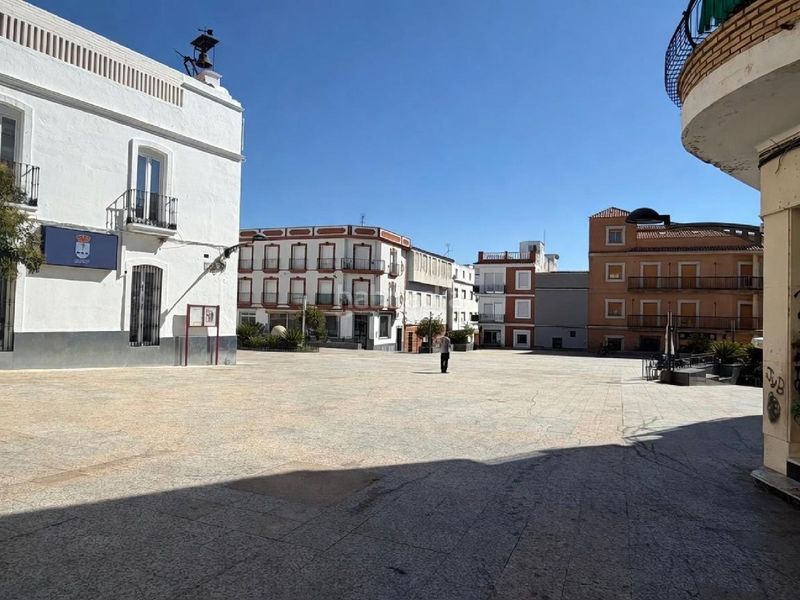 Foto 13e0da54-4527-46b9-917a-2a44811cef39. Local comercial a Calamonte