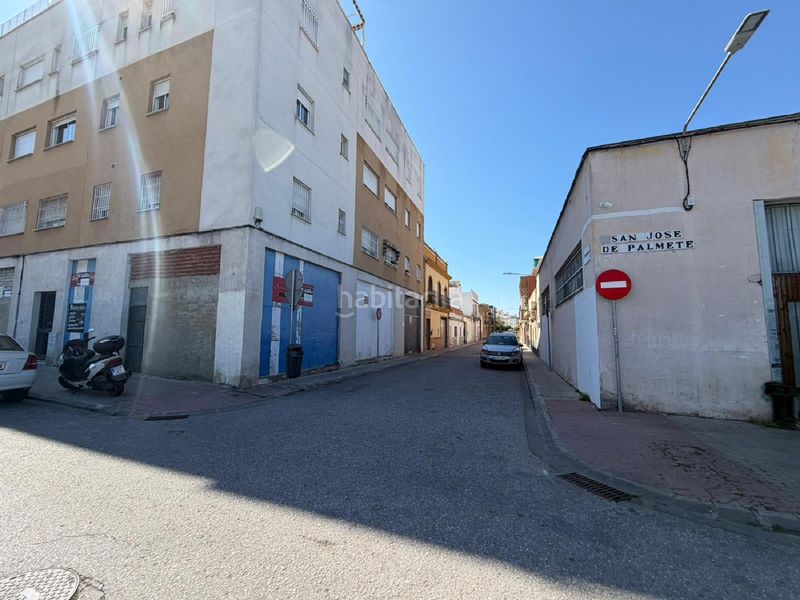 Foto b970a8e6-dd4e-4090-b037-7fdd7266cf70. Pis amb aparcament a Palmete Sevilla