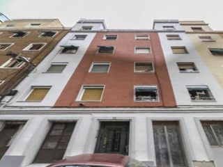 Etagenwohnung in Horta. Coimbra 28
