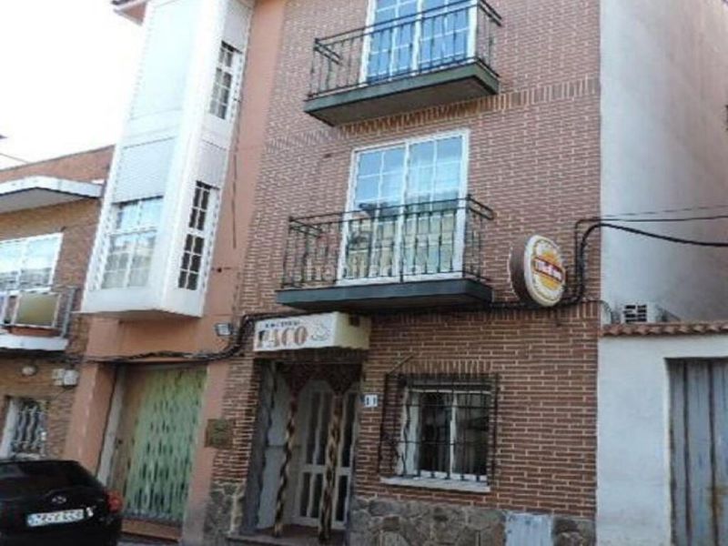 Foto a2719992-bbb3-49a7-a87b-df28217bca00. Xalet a Centro Arganda del Rey