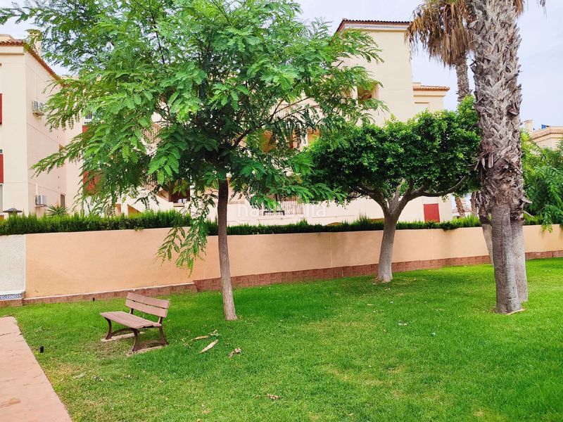 Foto 026d61ba-c914-47fb-bcad-c94c8d528435. Apartament amb piscina a La Florida Orihuela