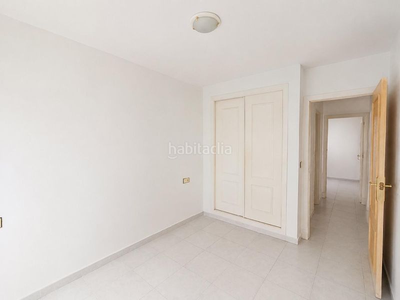 Foto 063afe2d-99b6-47b0-b0d2-a9e5ba055b4d. Apartament amb piscina a La Florida Orihuela