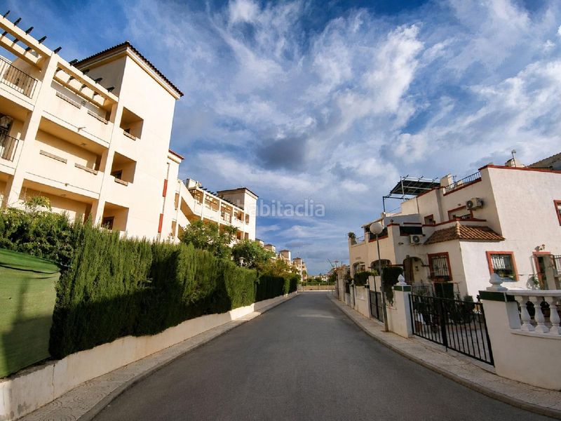 Foto 876f62e5-5c03-4f00-be9b-60310ecca663. Apartament amb piscina a La Florida Orihuela