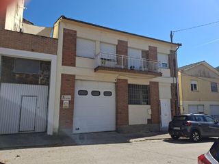 Chalet à Olot. Isaac albeniz 4