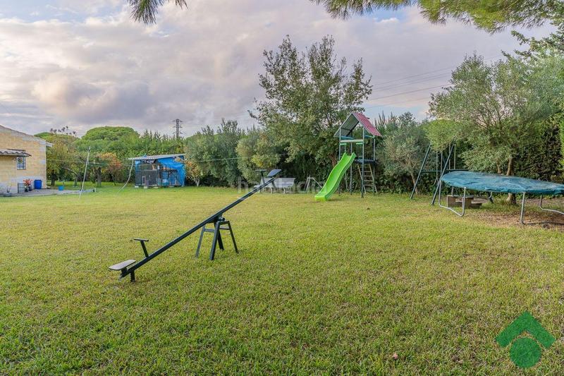 Foto f81c3f17-1dca-478a-9065-fa9ed7fd9123. Chalet con riscaldamento parcheggio piscina in Centro Puerto Real