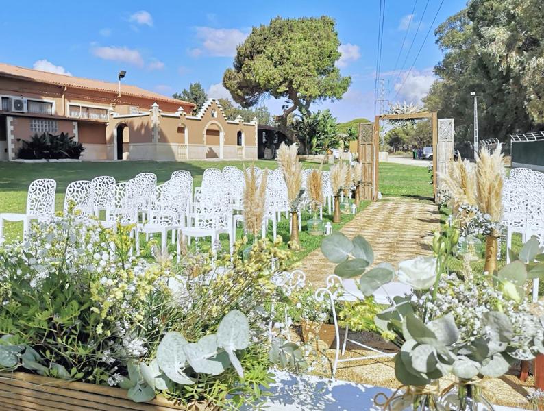 Foto 664123f8-ec6c-411e-bbc6-75873e981c2a. Chalet mit parking pool in Villanueva Golf Puerto Real