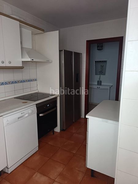 Foto 5ed737ac-8c89-4b0e-aac4-8784a29dd747. Planta baixa amb aparcament a Centro Puerto Real