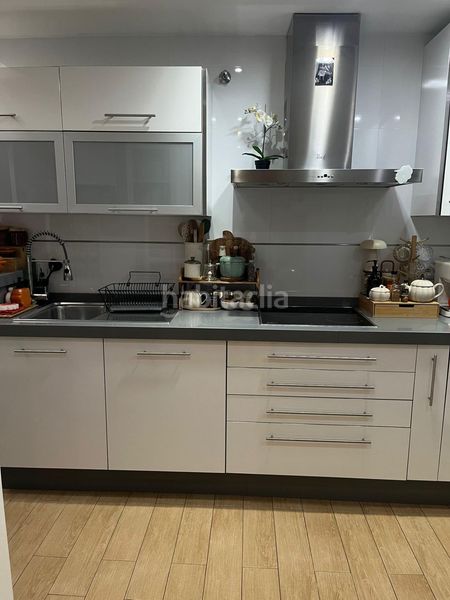 Foto 06c61257-52f9-430c-9603-b08468157927. Casa adossada amb aparcament a Centro Puerto Real