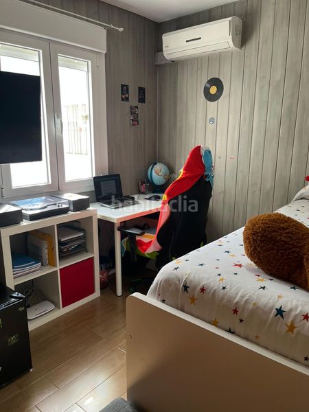 Foto 180c0efd-bbfe-45cd-b576-68584e3a9c3e. Casa adossada amb aparcament a Centro Puerto Real