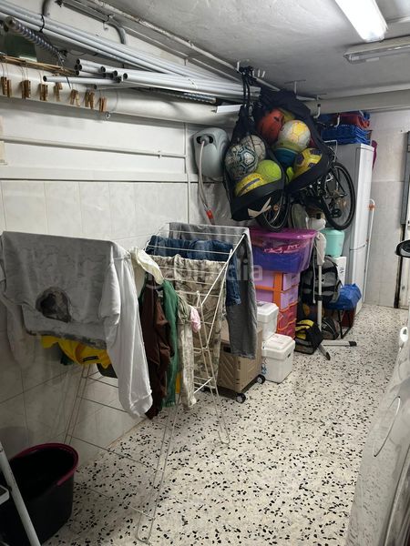 Foto 37d96fb3-ce76-428e-a938-bce013dd9e12. Casa adossada amb aparcament a Centro Puerto Real