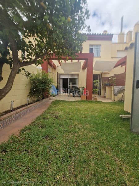 Foto 0c3de898-5eb7-4058-a56d-718fb1a09db3. Casa adossada a Las Canteras Puerto Real