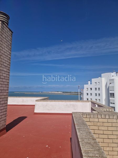 Foto 59dfdc39-3c41-4c49-8f9f-adada5e1e828. Pis amb aparcament a Valdelagrana Puerto de Santa María (El)