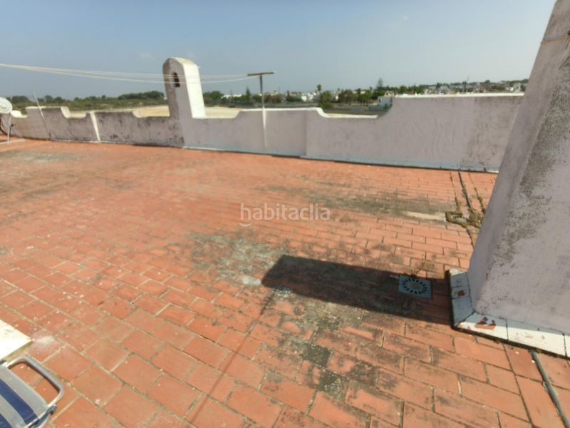 Foto 00d0a450-aef0-4667-b625-09c492601d7b. Casa adossada a Centro Puerto Real