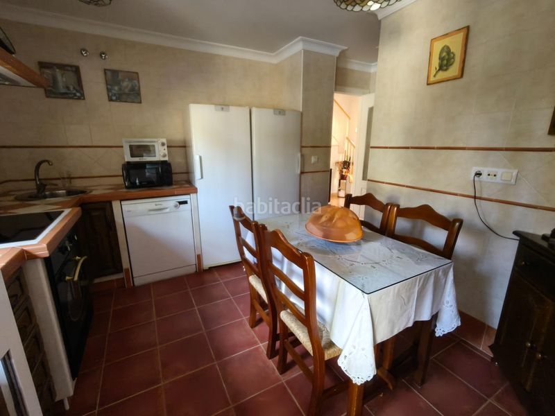 Foto 009f4bf5-b8eb-4b6f-a79c-75e3aba6dd61. Casa adossada amb calefacció aparcament a Casines Puerto Real