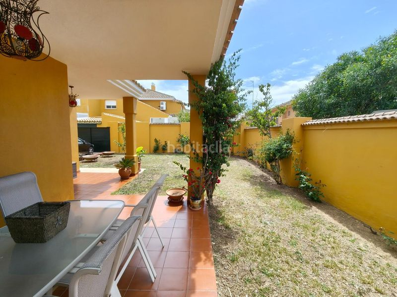 Foto 47bc66b9-48c7-47f0-8d67-2407afc460d3. Casa adossada amb calefacció aparcament a Casines Puerto Real