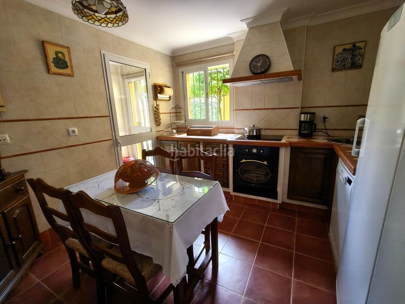 Foto bbfa88c1-e068-4373-8e38-4cf88d921ebd. Casa adossada amb calefacció aparcament a Casines Puerto Real