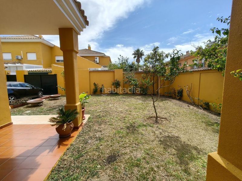 Foto bdec1701-1323-4689-9bdd-a996d43aa720. Casa adossada amb calefacció aparcament a Casines Puerto Real