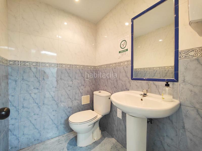 Foto f581b868-f12d-4d51-91de-d56cea52cf24. Local comercial local en venta en calle langreo en Gijón