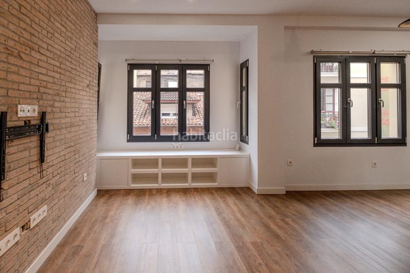 Foto 9432685b-ff87-4af5-abfe-8bb61535a3d1. Piso  en venta calle la merced, en Centro Gijón