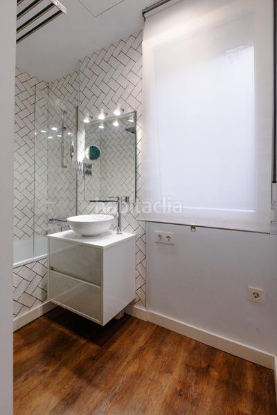 Foto a8561142-1a98-410a-9447-97896af29196. Piso  en venta calle la merced, en Centro Gijón