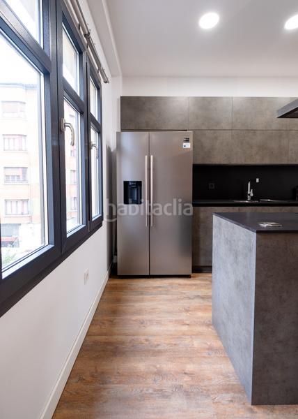 Foto c7ab3da0-e07c-40c9-a364-20f8e0ce82e5. Piso  en venta calle la merced, en Centro Gijón