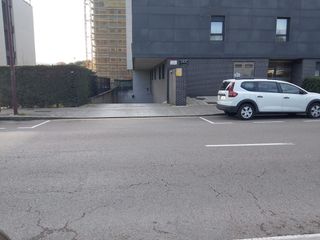 Lloguer Aparcament cotxe a Nuevos Roces. Plaza de garaje