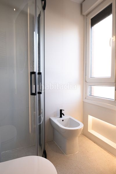 Foto 0ce760db-642d-40d0-99c1-6a183b5ca32e. Apartament amb calefacció aparcament a Versalles Avilés