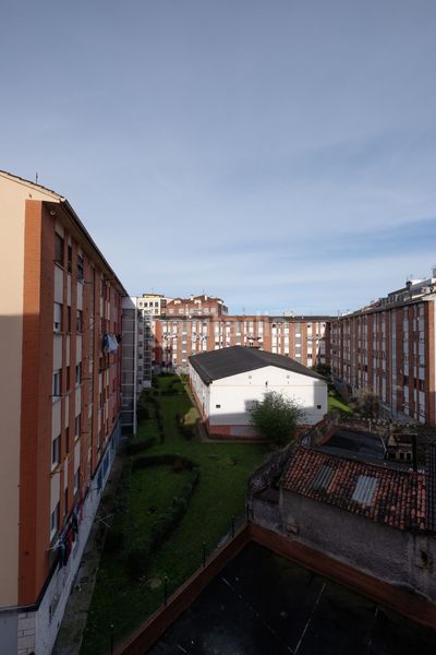 Foto b66f13f3-503a-4c80-b403-f337fa7d23f1. Apartament amb calefacció aparcament a Versalles Avilés