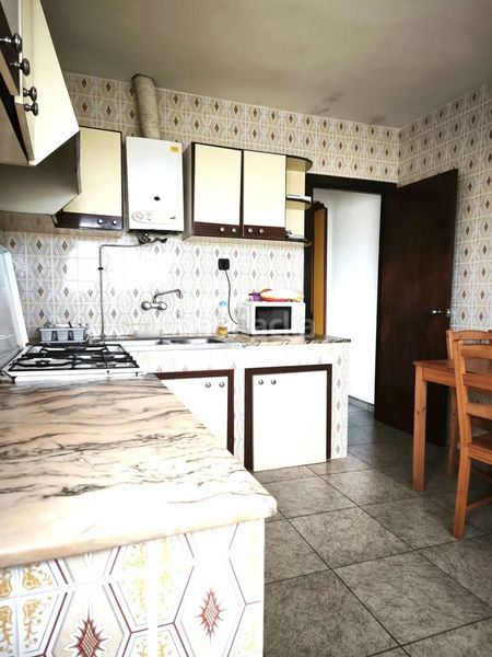 Foto fd3ba57d-7e9e-47d9-b06d-4f1ffa457f7e. House with heating in Fano Gijón