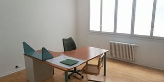 Lloguer Oficina  San prudencio. Despacho en alquiler en centro, 1 dormitorio.