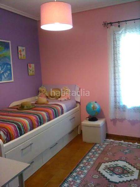 Foto 90d58f4b-e4f7-4cef-bf37-f76875122ddf. Chalet con parcheggio in Condado de Treviño