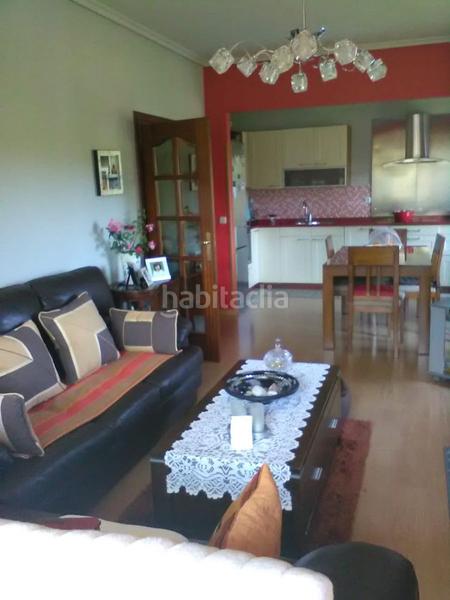 Foto b5fb5d60-81a7-4761-9b29-554f2175b1e1. Chalet con parcheggio in Condado de Treviño