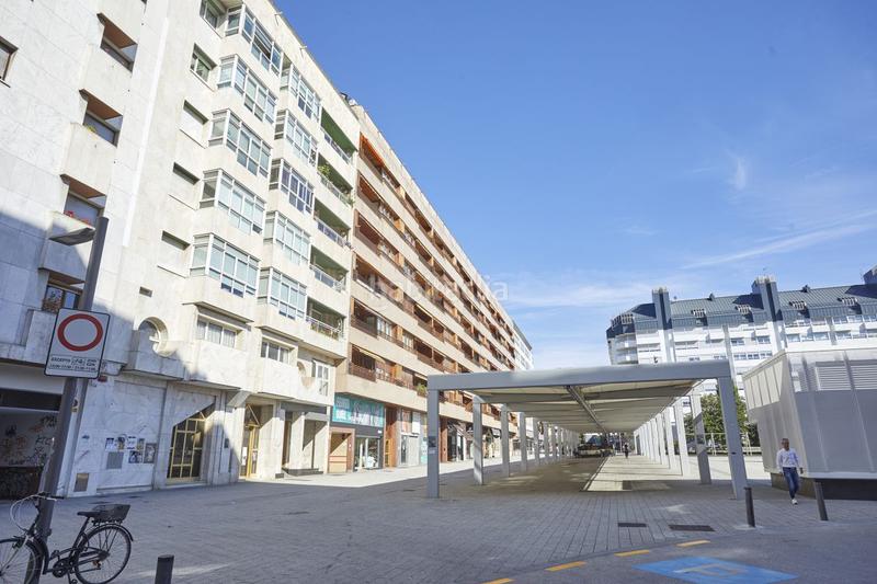 Foto 16213ae9-47d2-4397-b68c-75a599e25944. Alquiler piso  en alquiler en centro, 4 dormitorios. en Vitoria - Gasteiz