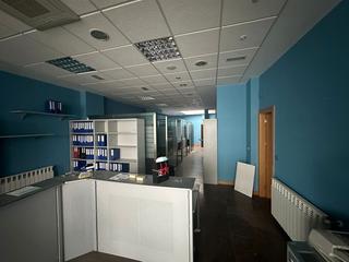 Rent Business premise in Desamparados. Local en alquiler en judizmendi, 6 dormitorios.
